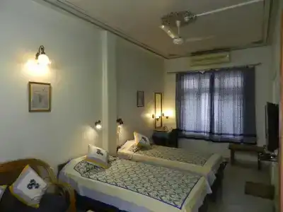 Tara Niwas - 48