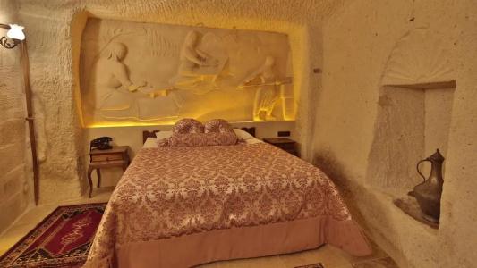 Phocas Cave Suites - 129