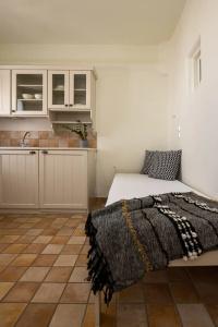 Onar and Suites - 98