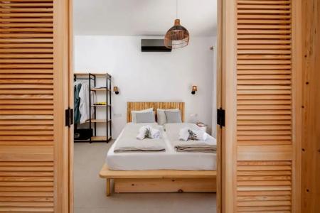 Villa Kale Suites with heated pool in winter - 73