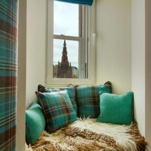 One Edinburgh-Royal - 34