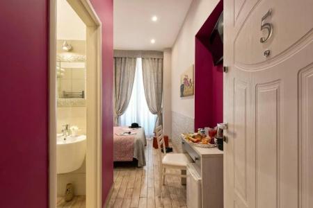 Five Rooms Rome Guesthouse - 46