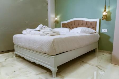 Konmari Boutique Suites - 38