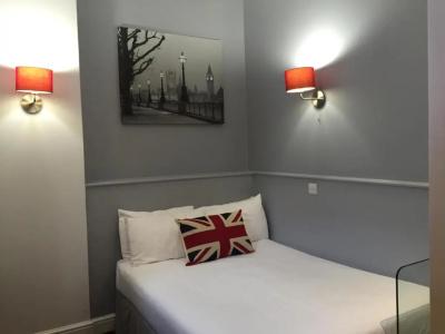 The Castleton - 69