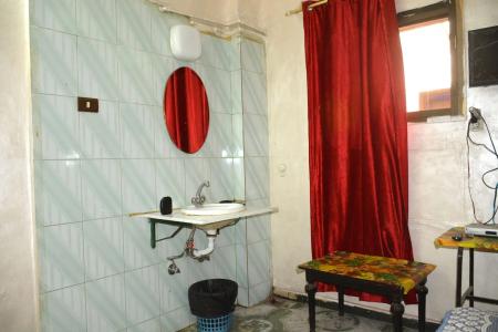 City Hostel - 13