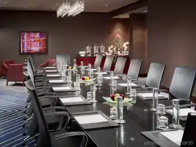 Royal Sonesta Houston Galleria - 21