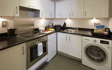 Cheval Harrington Court at South Kensington - 18