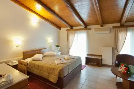 Parnassos - 77