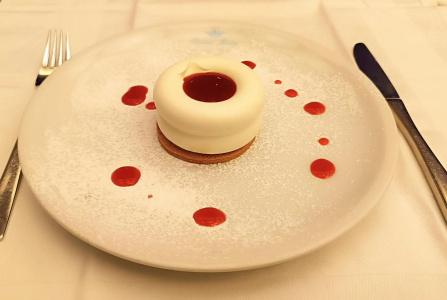 Queen Mary - 8