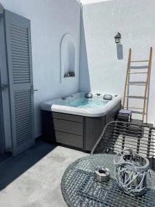 Zoumis Studios - 234