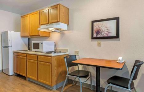 Extended Stay America Select Suites - - East - 45