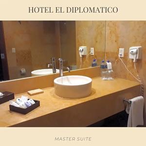 El Diplomatico - 56