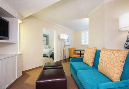 Fairfield Inn & Suites by Marriott - 6