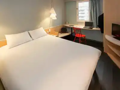 ibis Styles Perpignan Centre Gare - 3