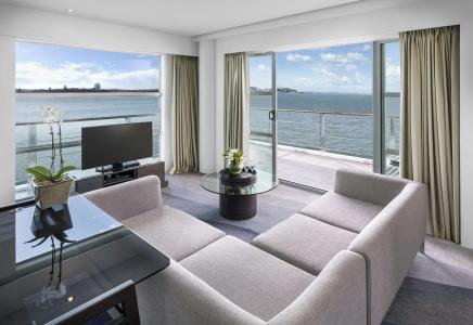 Hilton - 7