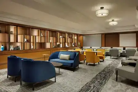 Courtyard by Marriott Tokyo Ginza - 23