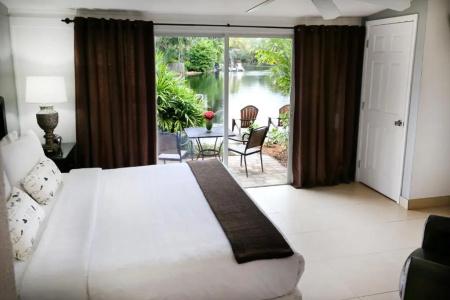 The Cabanas Guesthouse & Spa - Gay Men's Resort - 39