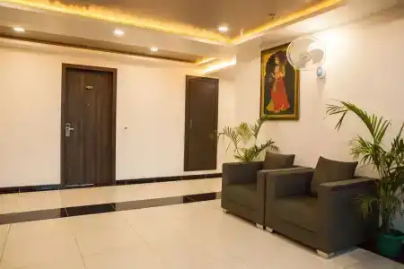 Rg Inn - 1