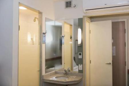 ibis budget RJ Praia de Botafogo - 16