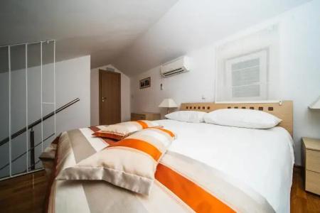 Pervanovo with Free Parking - 325