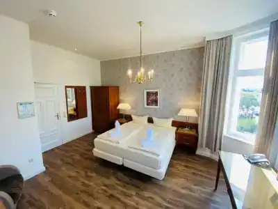 Kaiserhof Deluxe - 57