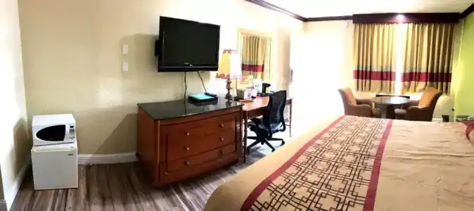 Imperial Inn - 27