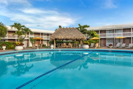 Best Western Palm Beach Lakes - 18