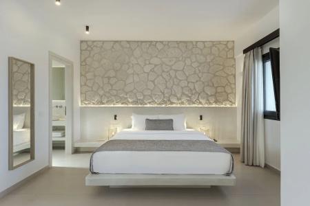 Onyx & Suites - 102
