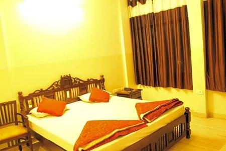 Chit Chat Palace - 32