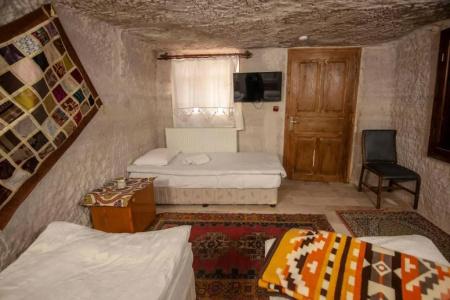 Seven Rock Cave - 22