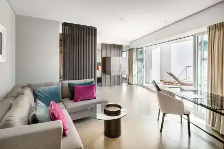 Hilton - 6