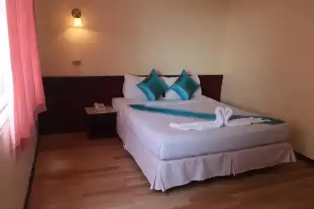 Chumphon Palace - 44