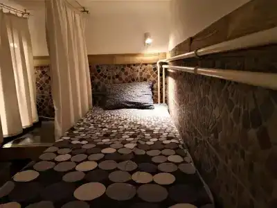 Locomotive Hostel - 3