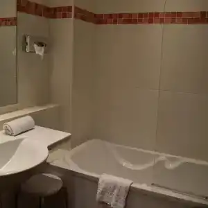 Kyriad Tours Centre - 37