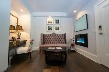 Stonehurst Place Bed & Breakfast - 99