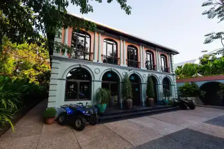 Heritage Suites - 18