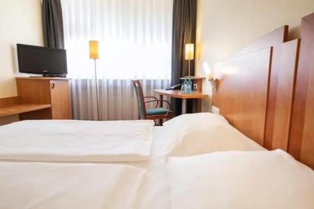 Michel Braunschweig (ehem. Mercure Atrium) - 51