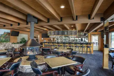 Best Western Plus Yosemite Gateway Inn - 26