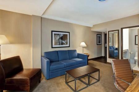 Four Points by Sheraton - 89