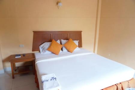 Sri Chumphon - 41