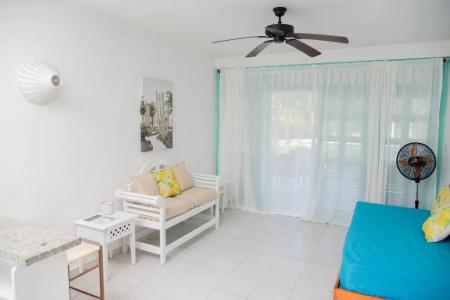 El Pelicano Apart-Hotel - 86