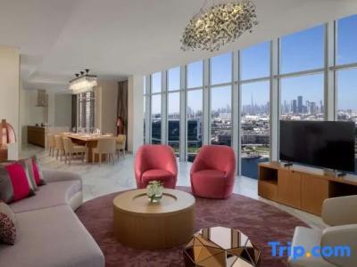 Hilton Creek & Residences - 50