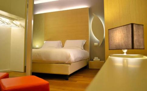 Colonne - Alihotels - 79