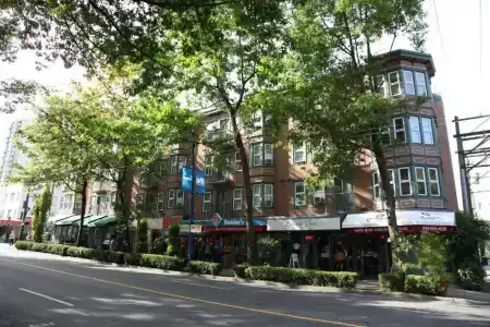 Times Square Suites - 10