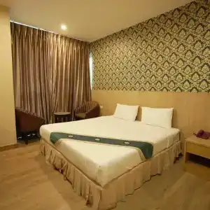 Three Seasons Place - 7
