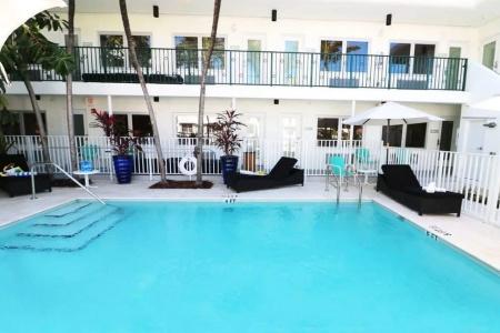 Seaside All Suites - 12