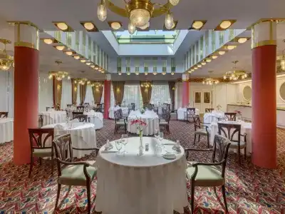 Savoy by Prague Castle - Free Garage Mo - Sun - 22