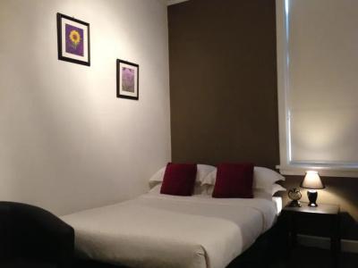 Centennial Inn on Bathurst - 22