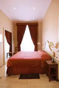 Roman Terrace - 15