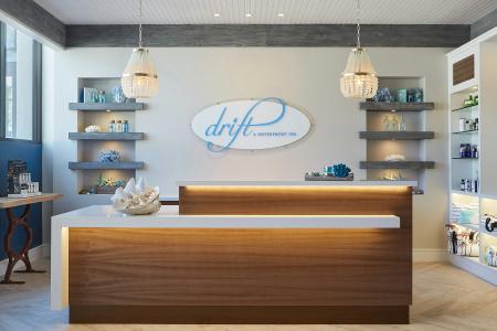 The Waterfront Beach Resort, A Hilton - 43